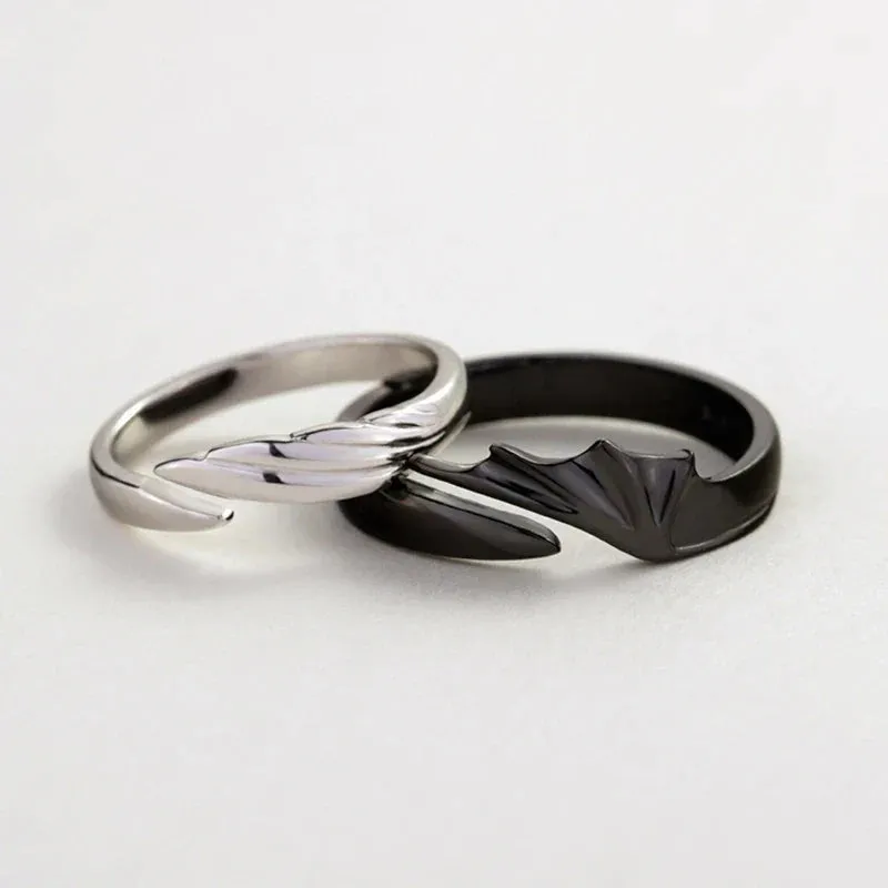 2 matching rings for couples.