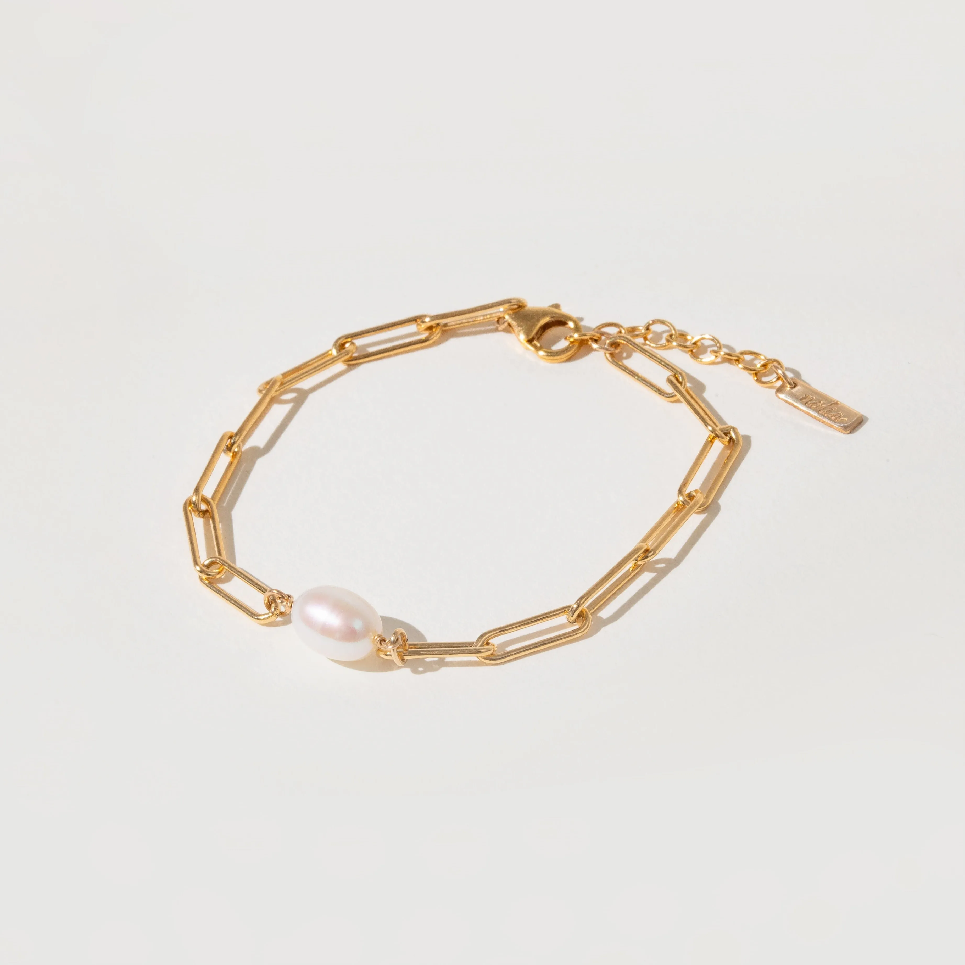 Adriana Pearl Bracelet