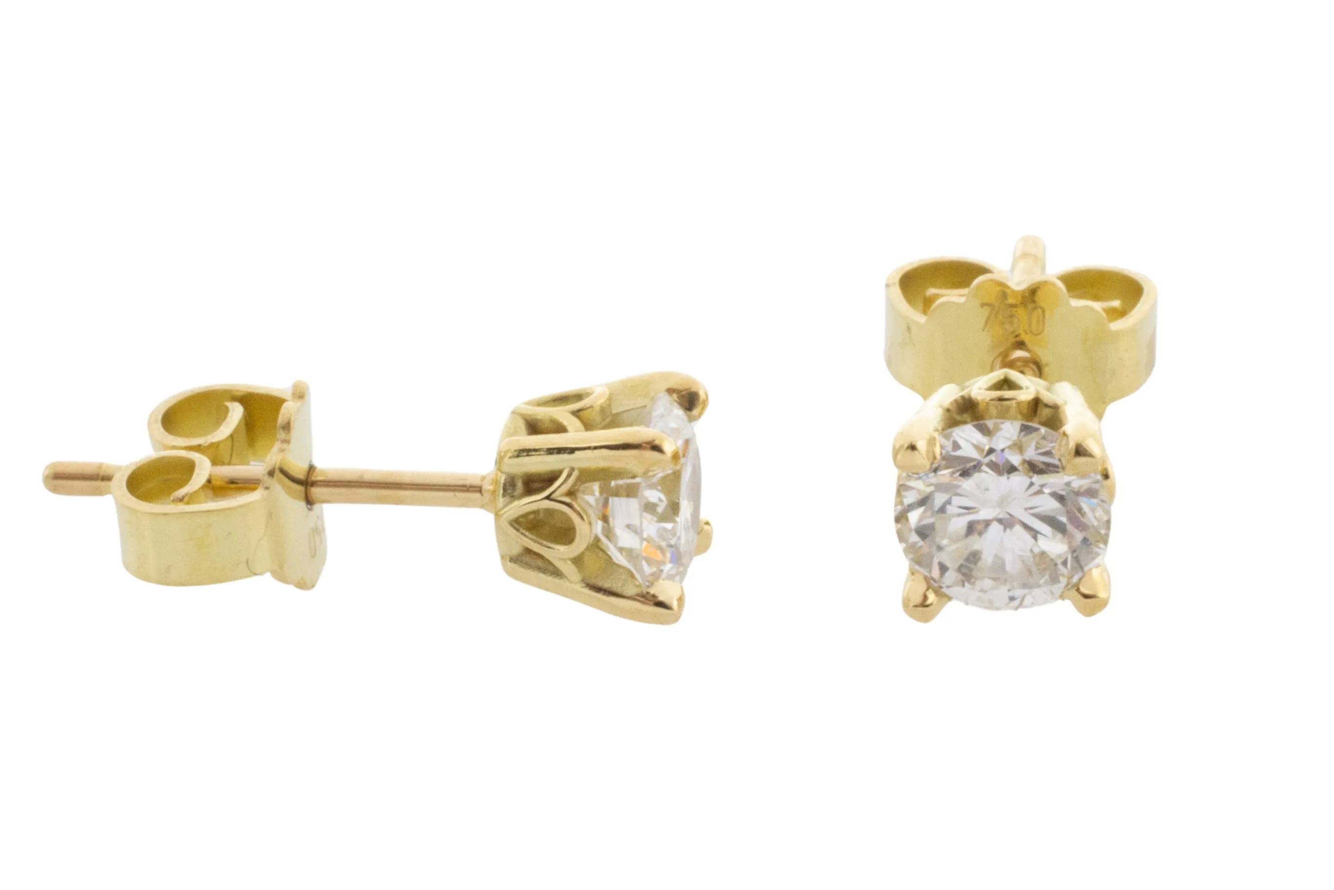 Brilliant cut diamond studs in 18 carat gold