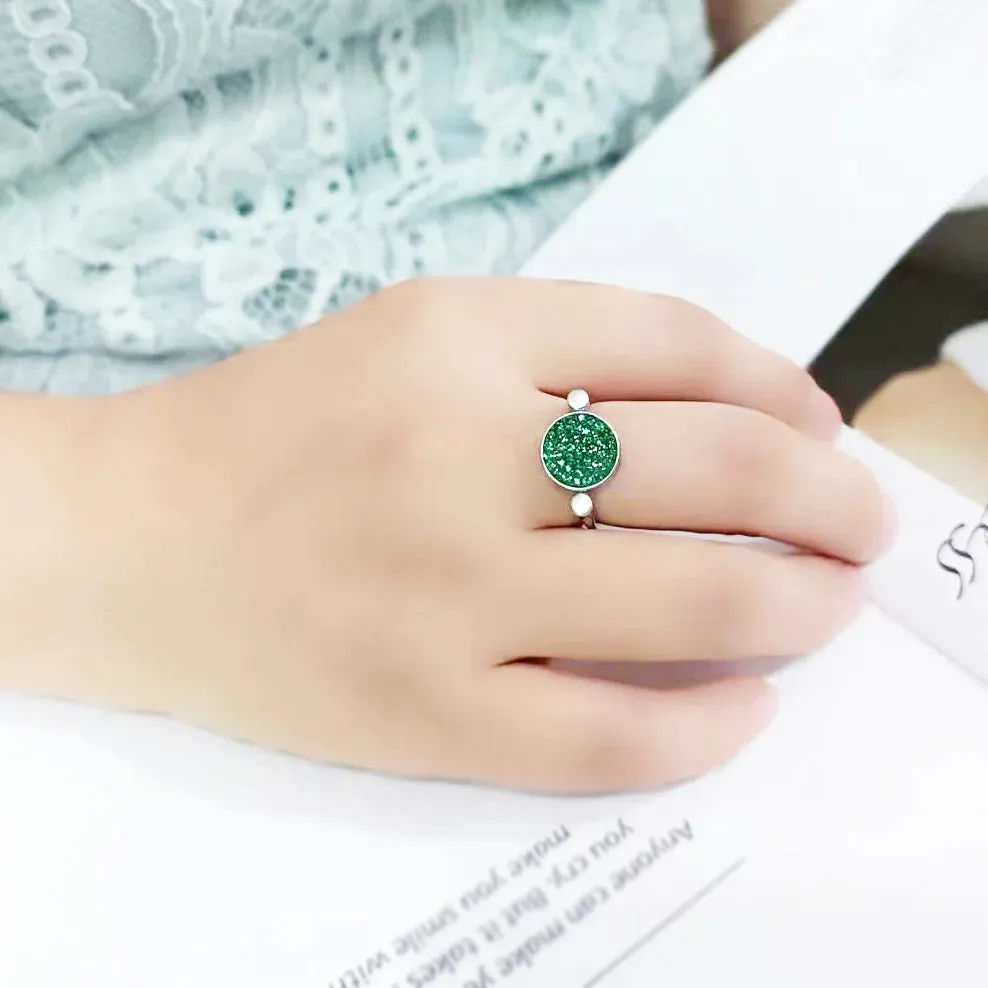 CJ385405 Wholesale Women's Stainless Steel Top Grade Crystal Round Emerald Ring