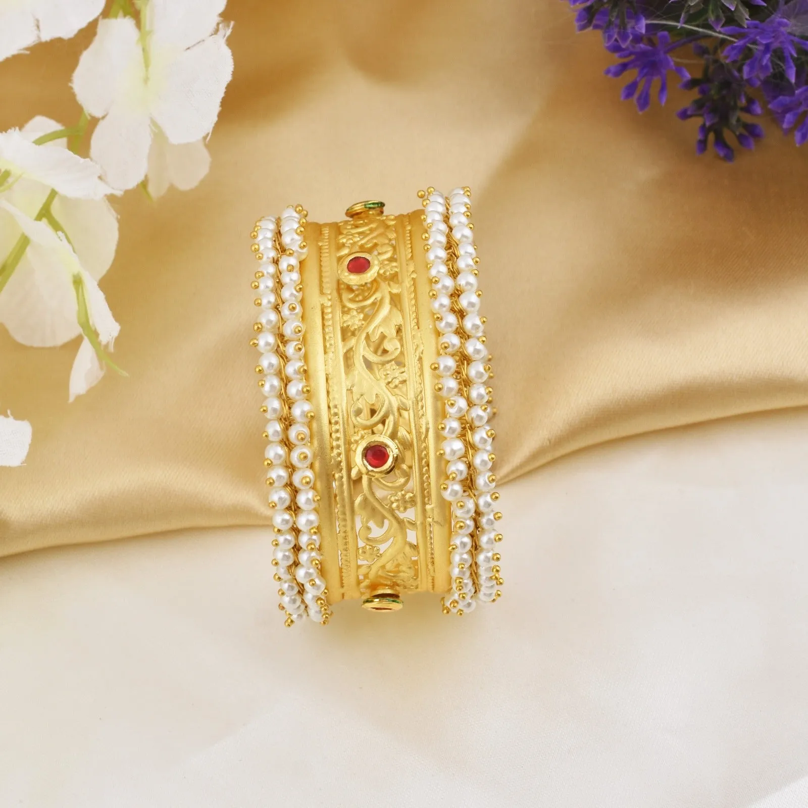 Dhruvika One Piece Golden Bangle