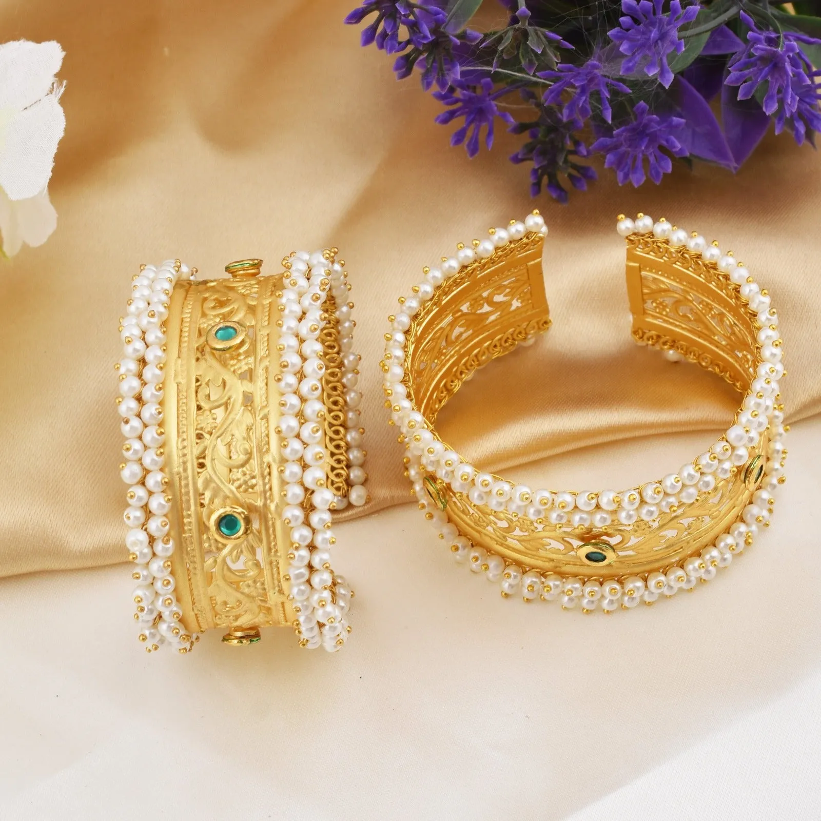 Dhruvika One Piece Golden Bangle