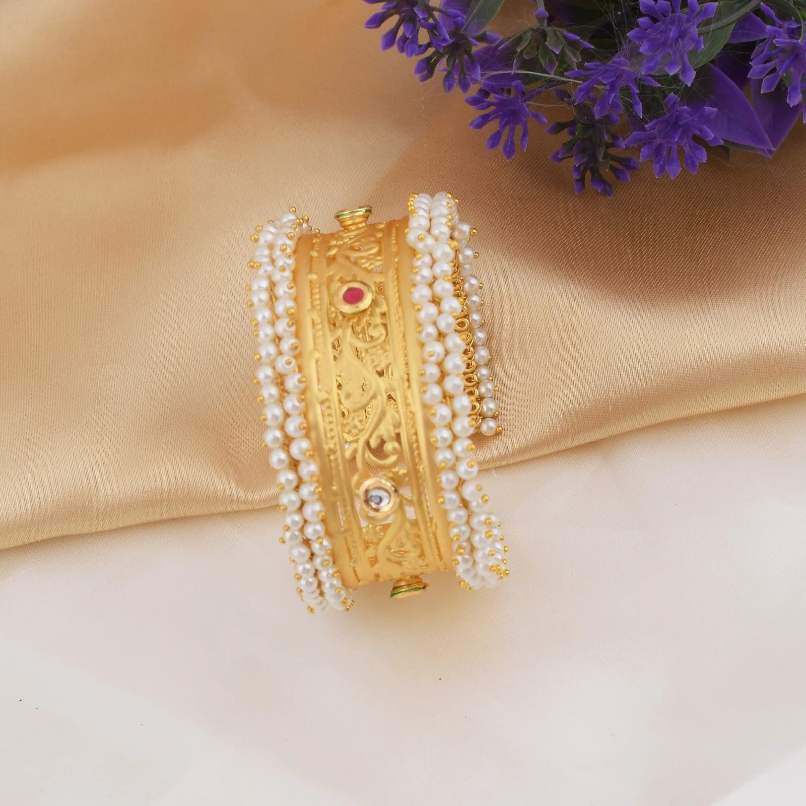 Dhruvika One Piece Golden Bangle