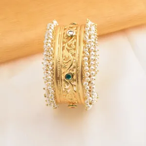 Dhruvika One Piece Golden Bangle