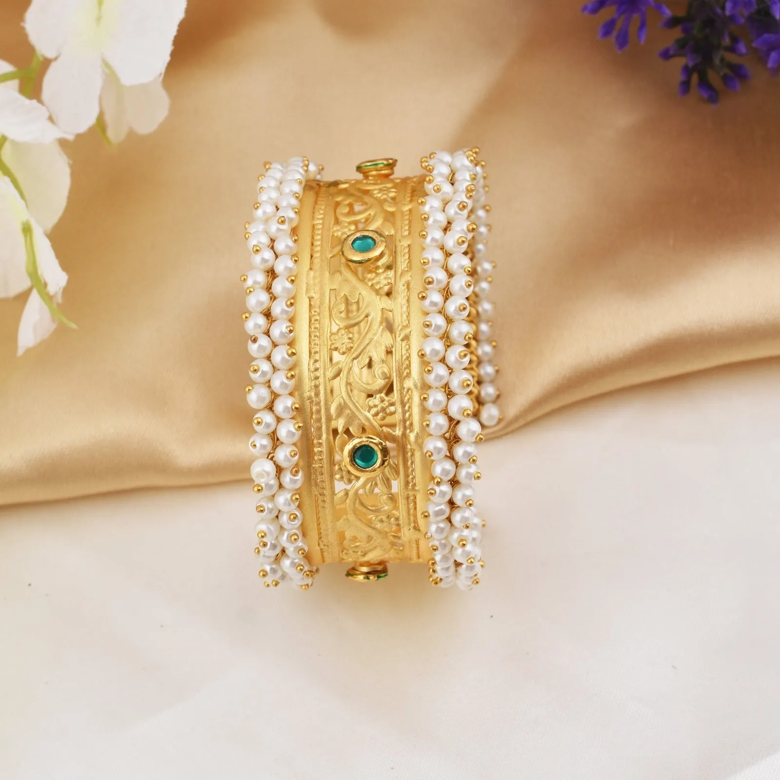 Dhruvika One Piece Golden Bangle