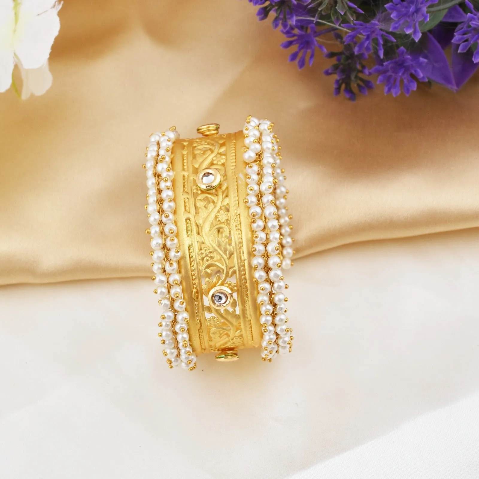 Dhruvika One Piece Golden Bangle