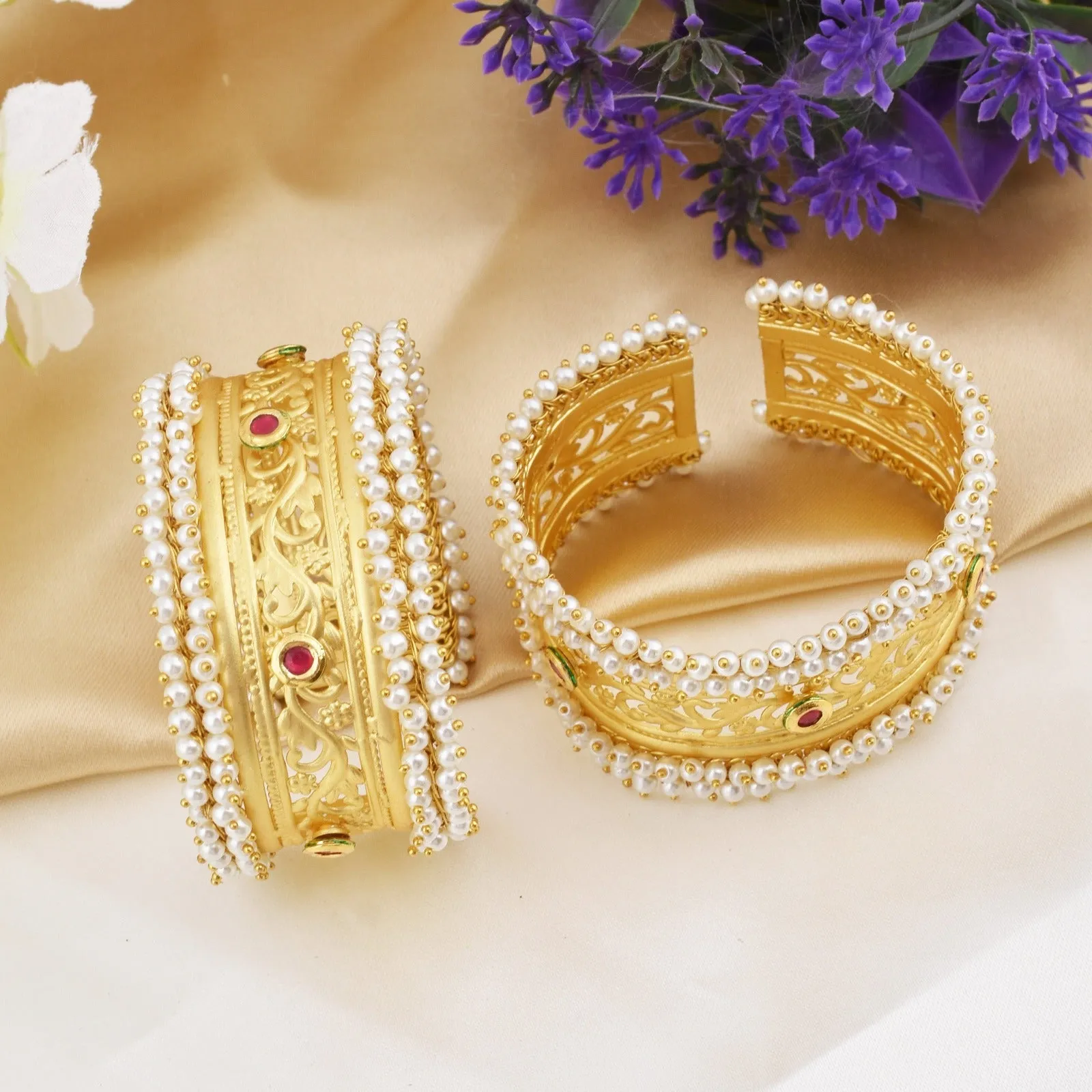 Dhruvika One Piece Golden Bangle