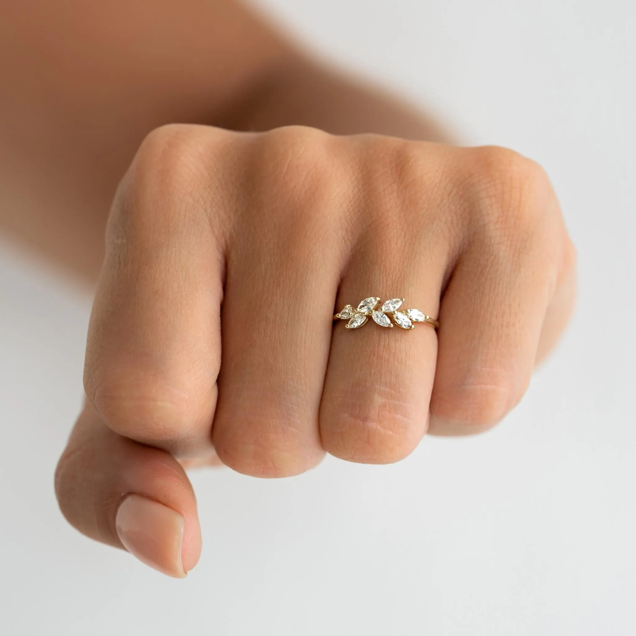 Diamond Leaf Ring 14k Gold - Freya