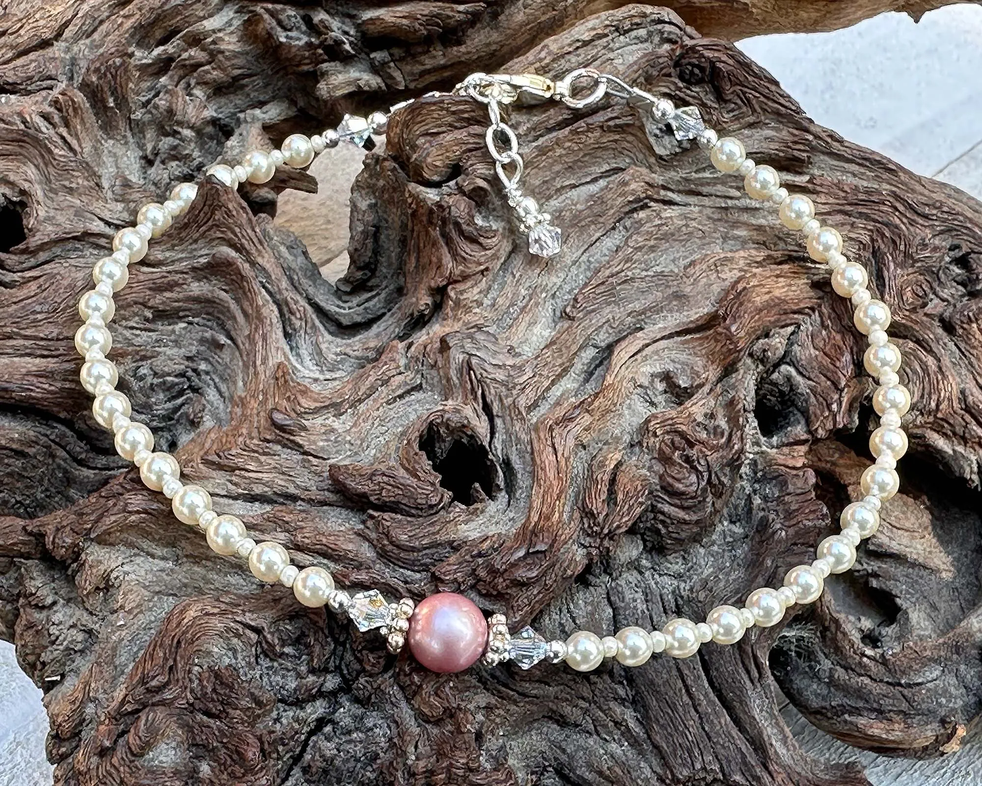 Elegant Pink Pearl Beaded Anklet