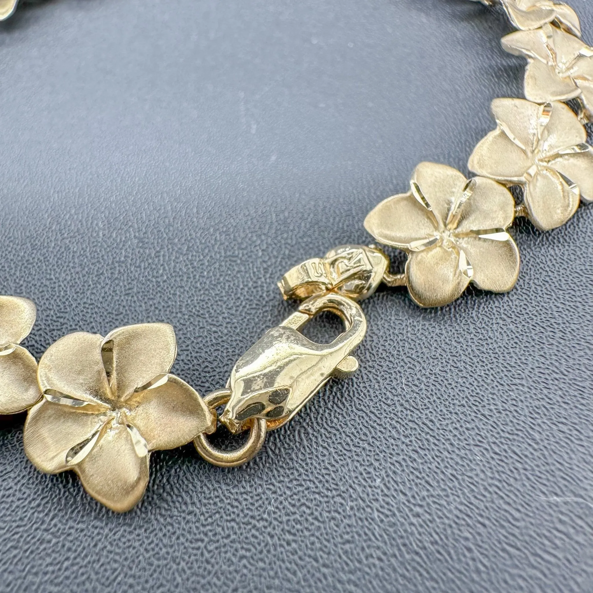 Estate 14K Y Gold Flower Link Bracelet