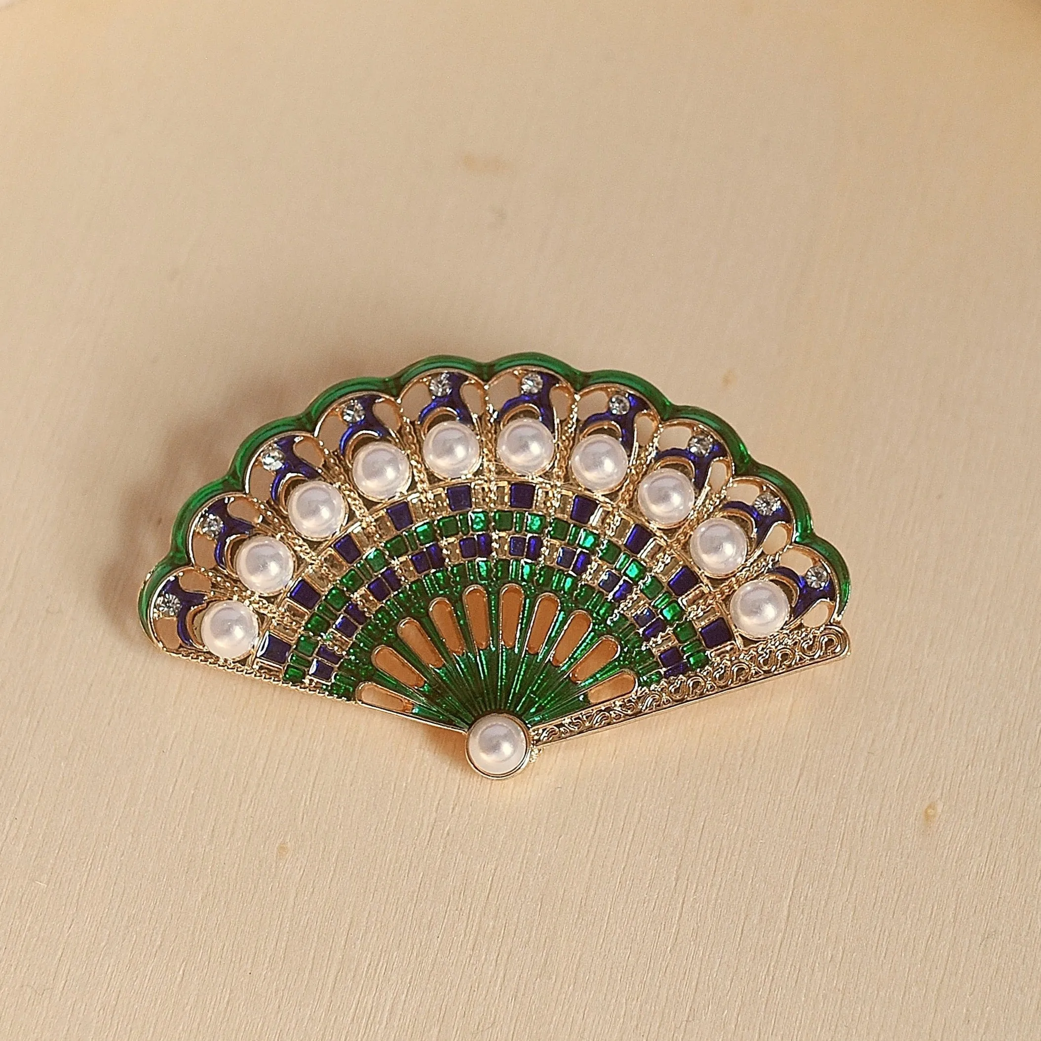 Green Brooch with Pearls