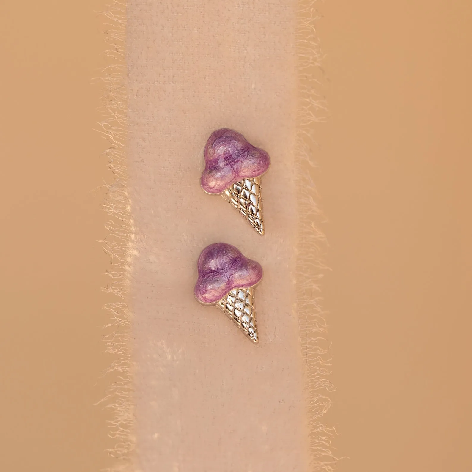 Ice Cream Studs