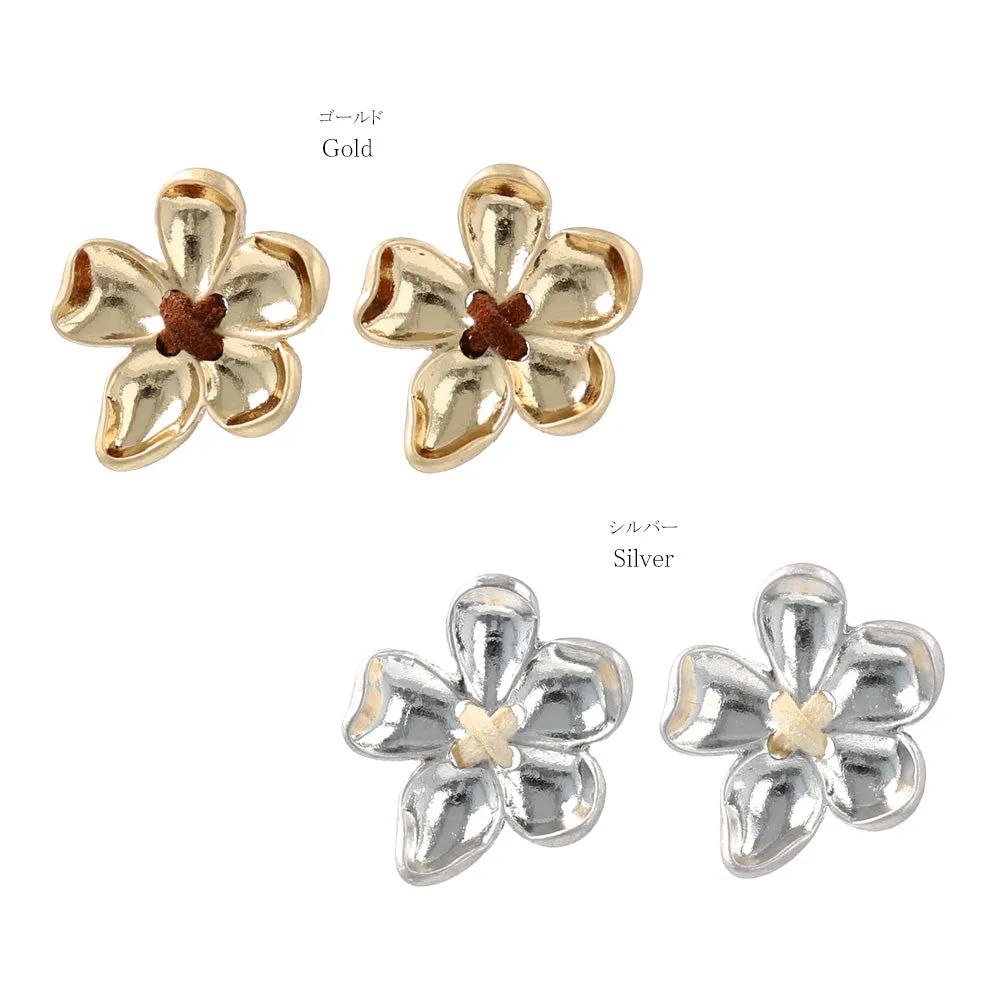 Metal Vintage Look Flower Earrings