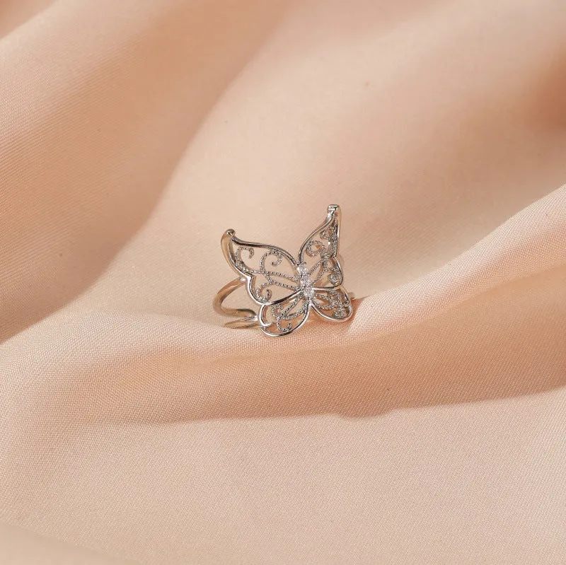 R633 - Elegant Butterfly Ring