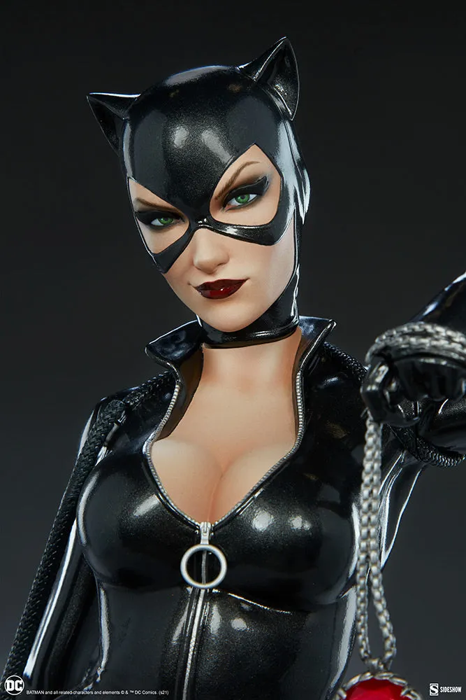 Sideshow Collectibles Catwoman Premium Format Figure