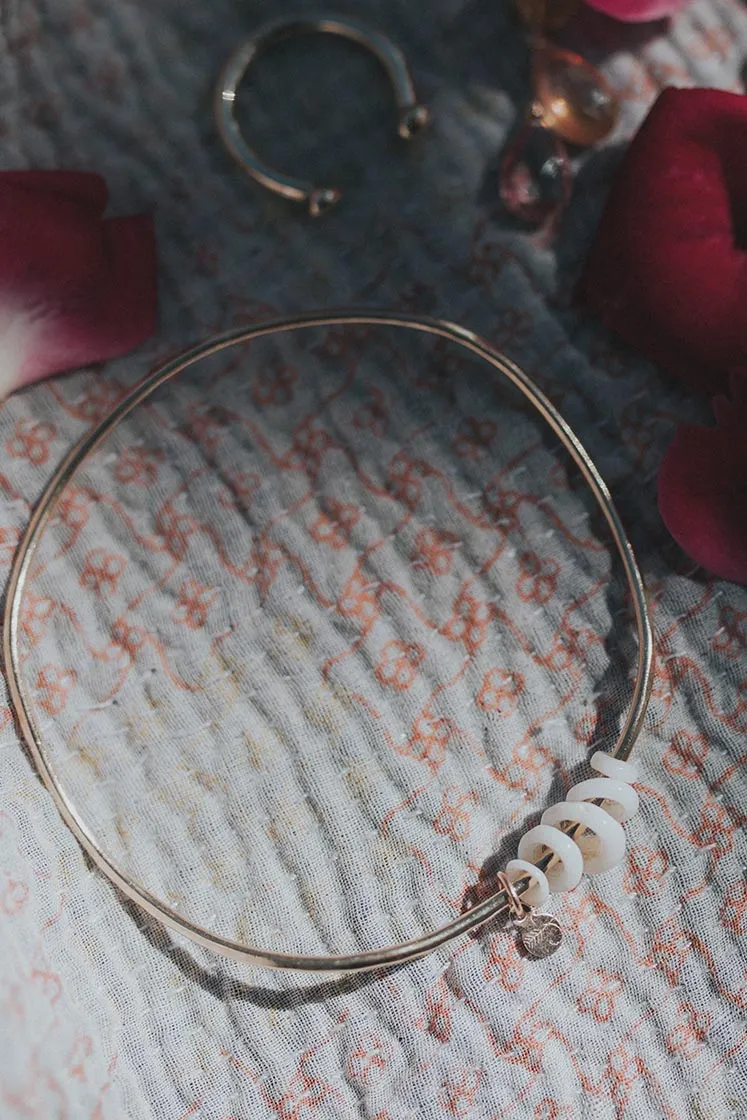 Ti Leaf Bangle - 14k