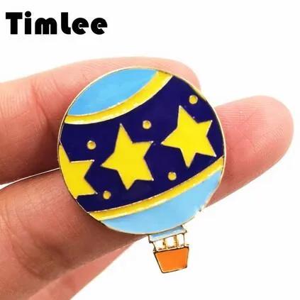 Timlee X204 Cartoon Alpaca Aloe Vera Vintage Magnetic tape Cute Cat Eye Planet Design Metal Brooch Pins Gift Wholesale